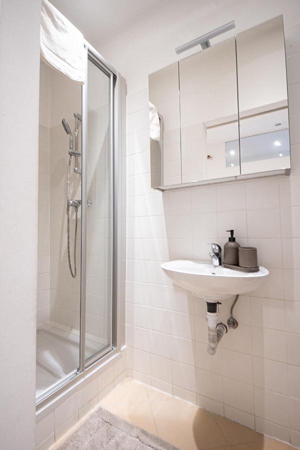Comfortable, Balcony Apartment - Quick Access To Vienna'S Old Centre المظهر الخارجي الصورة