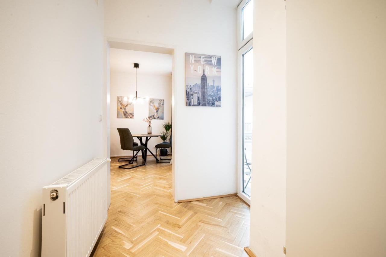 Comfortable, Balcony Apartment - Quick Access To Vienna'S Old Centre المظهر الخارجي الصورة